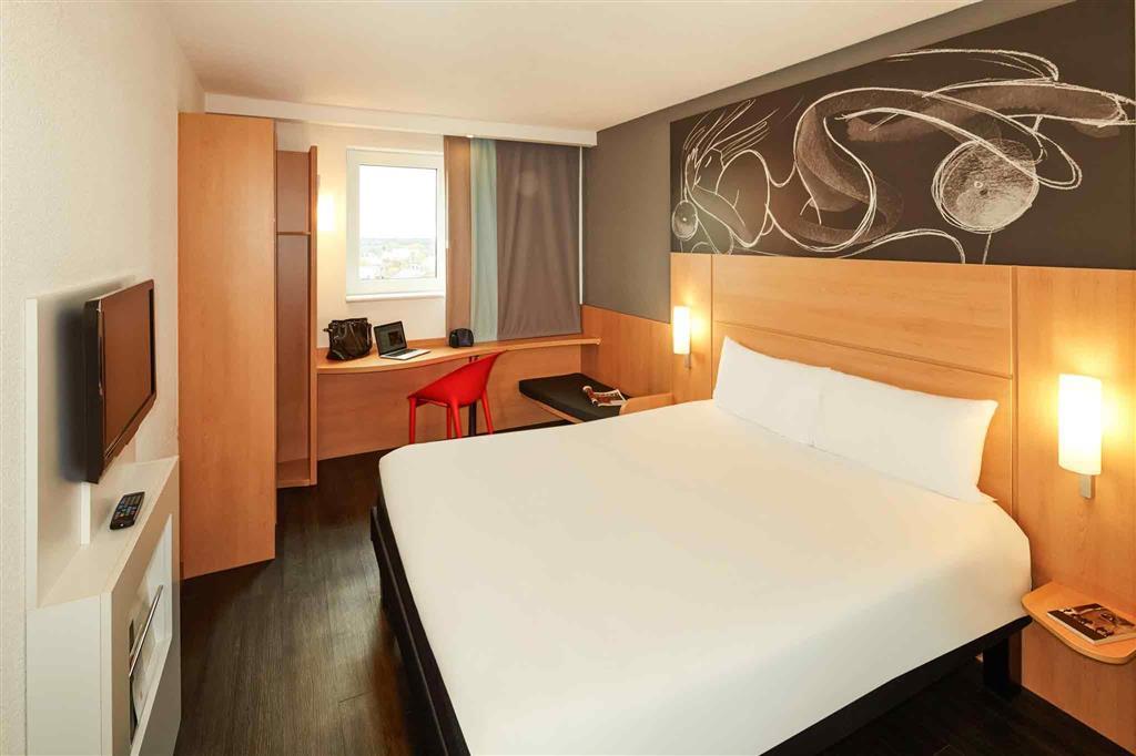 Novotel Reading Centre Екстер'єр фото