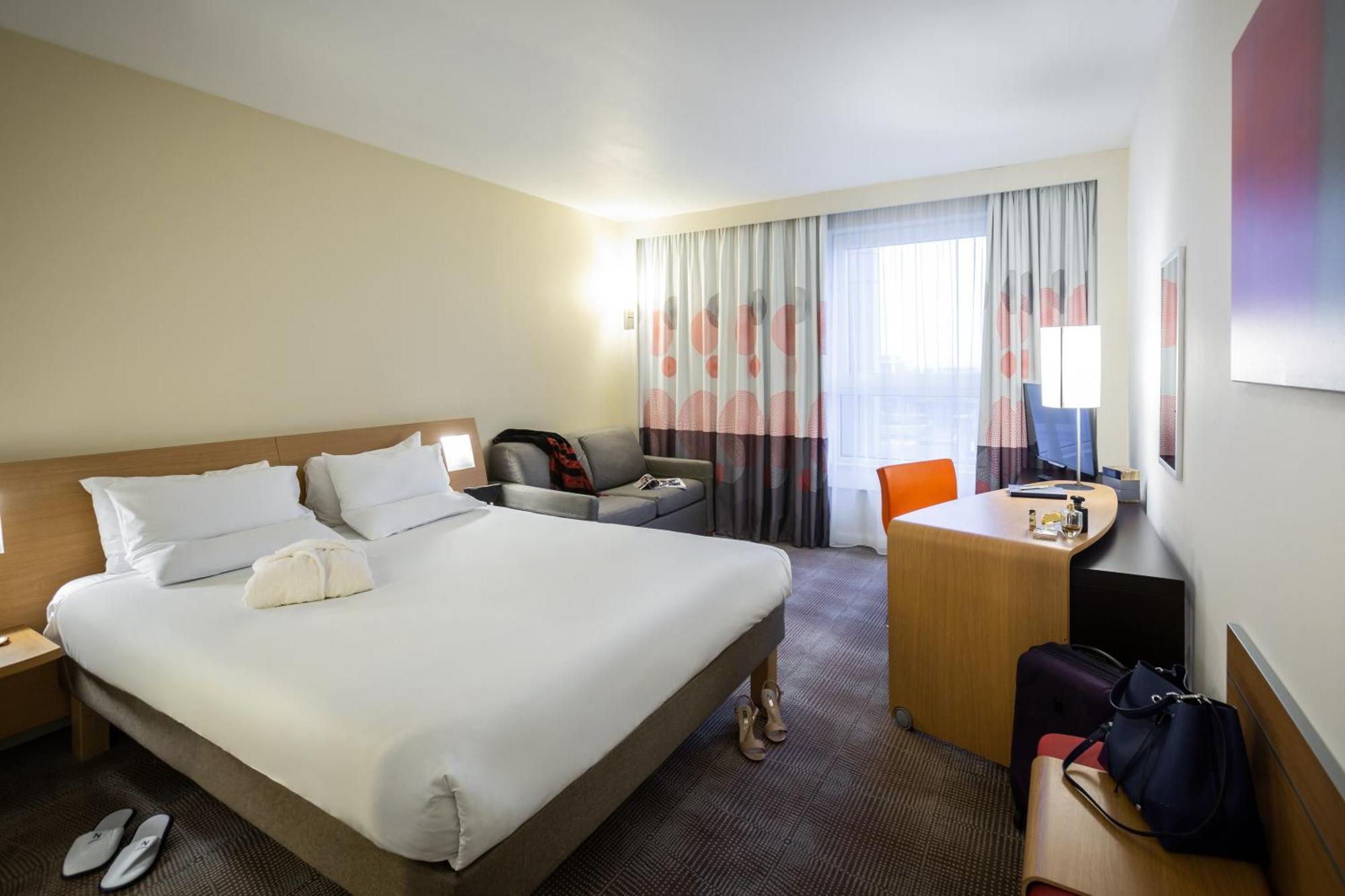 Novotel Reading Centre Екстер'єр фото