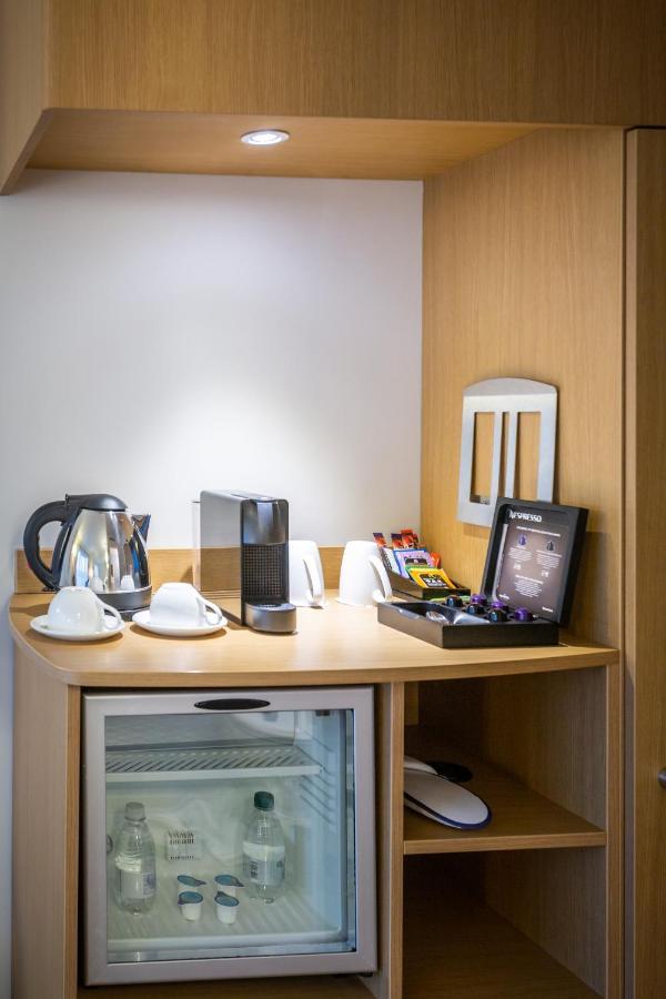 Novotel Reading Centre Екстер'єр фото